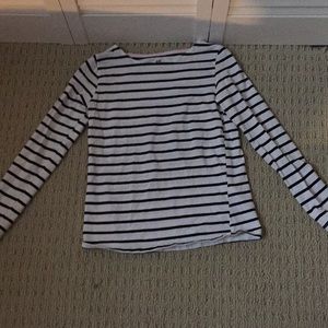 Striped top!